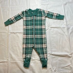 HANNA ANDERSSON plaid outfit